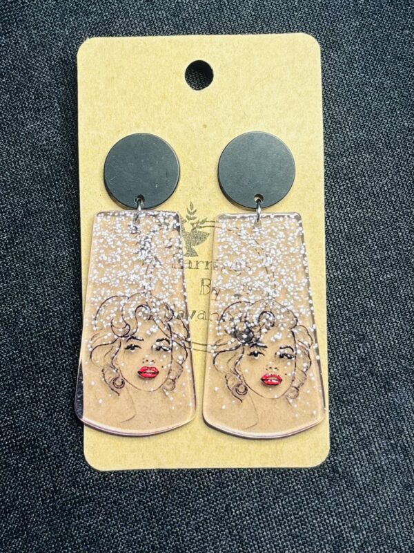 Marilyn Monroe Outline Acrylics